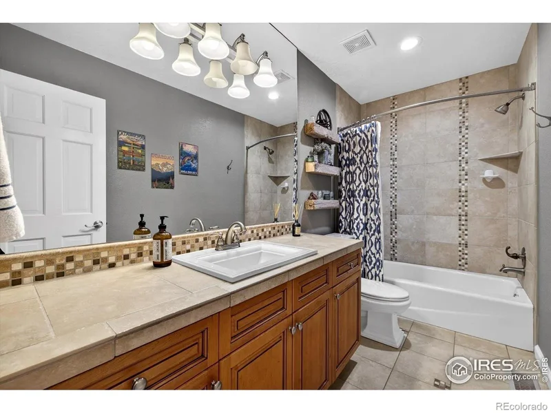2184 W 116th Avenue, Thornton, Colorado, United States. - Photo 40