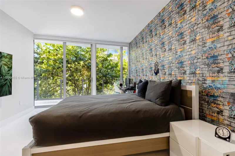 1 Collins Ave 207, Miami Beach, Florida, United States. - Photo 39