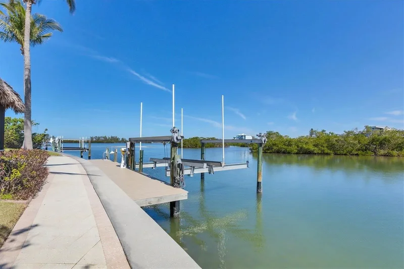 1137 N LAKE SHORE DRIVE, Sarasota, Florida, United States. - Photo 70