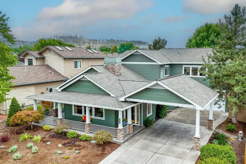 210 Bellerive Drive , Eagle Point, OR 97524, Eagle Point, Oregon, United States. - Photo 48