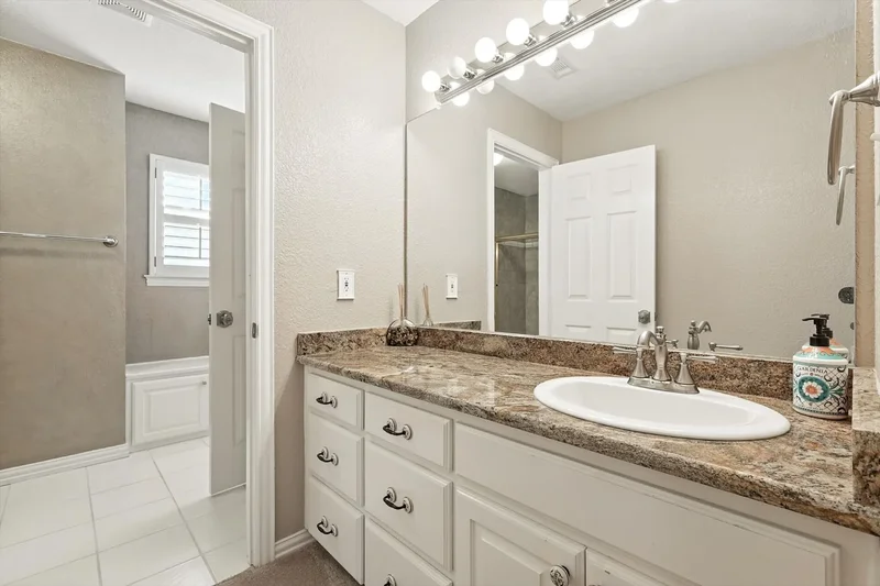 109 Visalia Lane, Denton, TX 76210, Denton, Texas, United States. - Photo 21
