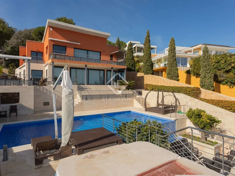 Sant Antoni De Calonge House / Villa