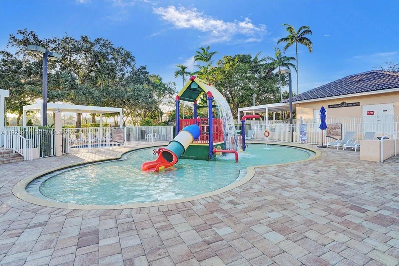 1629 Blue Jay Cir, Weston, Florida, United States. - Photo 38