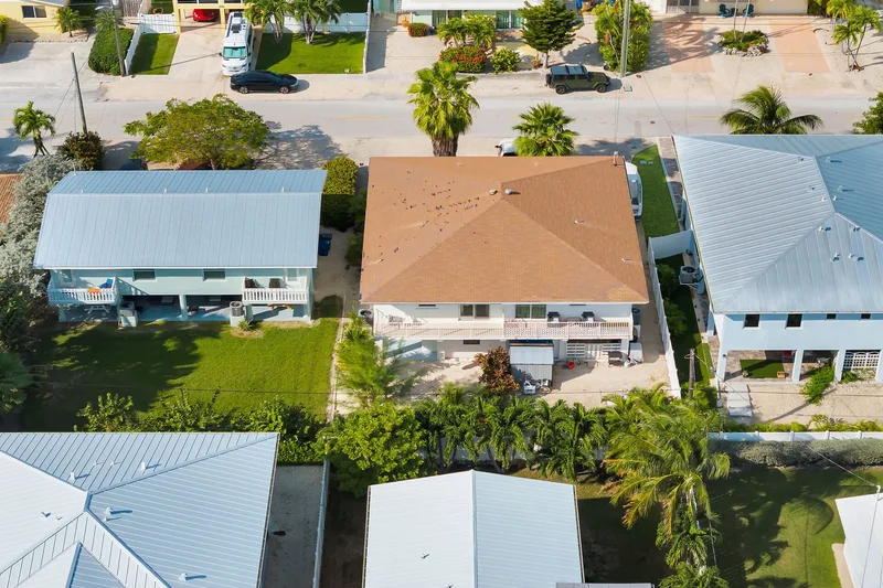 300 3rd Street, Key Colony Beach, FL 33051, Key Colony Beach, Florida, United States. - Photo 32