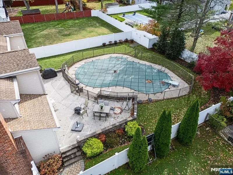 366 McKinley Boulevard, Paramus, NJ 07652, Paramus, New Jersey, United States. - Photo 34