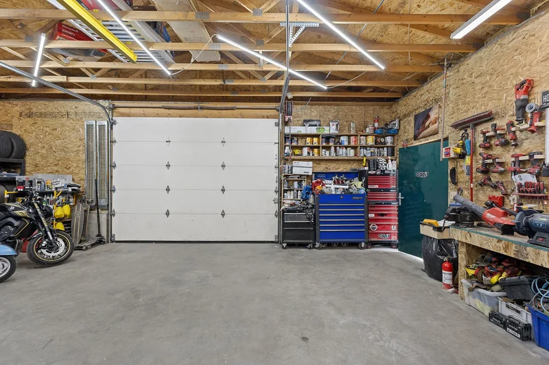 3070 Smith Creek Road, West Kelowna, BC V2T 1M8, West Kelowna, British Columbia, Canada. - Photo 15
