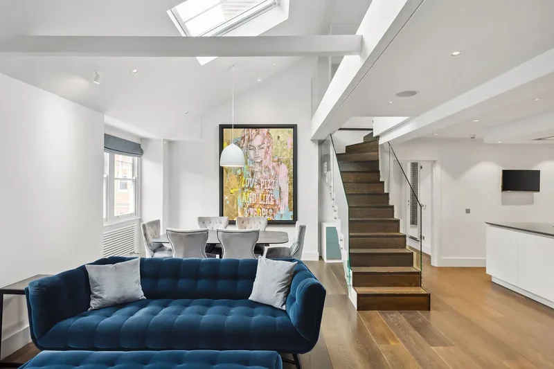 CHEYNE COURT, CHELSEA, SW3, London, England, United Kingdom. - Photo 8