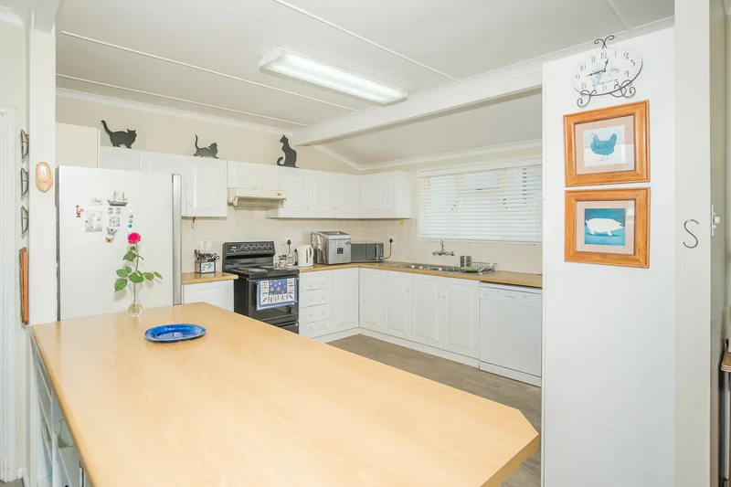 12 and 13 Ganet Close, Cape Town, WC 7975, Cape Town, Western Cape, South Africa. - Photo 10