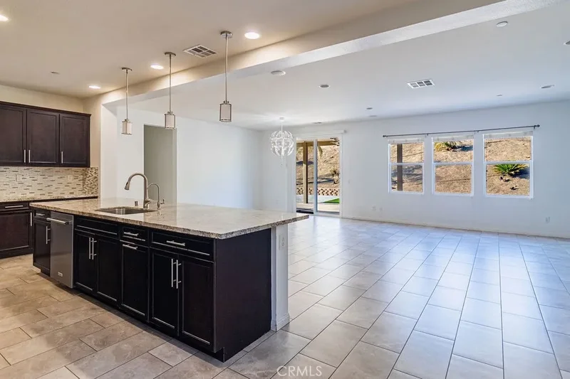 7404 Blue Oak Road, Riverside, CA 92507, Riverside, California, United States. - Photo 15