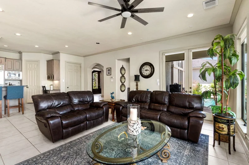 4 Mariners Lane, Kemah, Texas, United States. - Photo 16