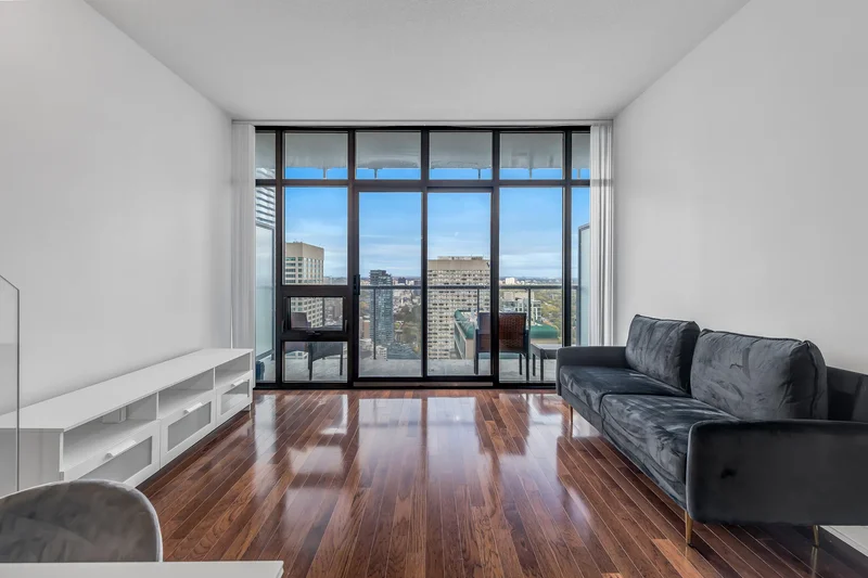 33 Charles St E  3807, Toronto, ON M4Y 0A2, Toronto, Ontario, Canada. - Photo 13