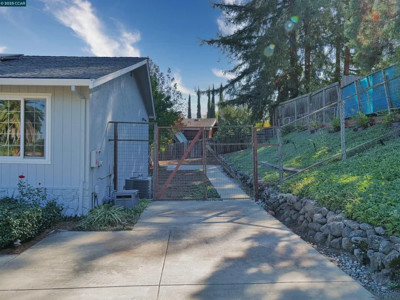 4044 Cowell Road, Concord, California, United States. - Photo 44