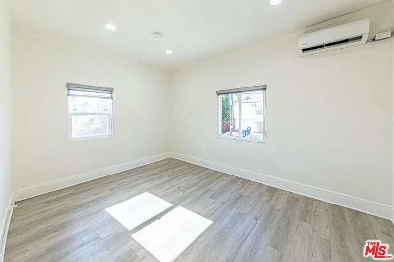 801 N Alexandria Avenue, Los Angeles, California, United States. - Photo 62