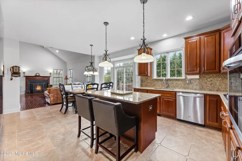 7 Hannah Mount Drive, Millstone, New Jersey, United States. - Photo 15