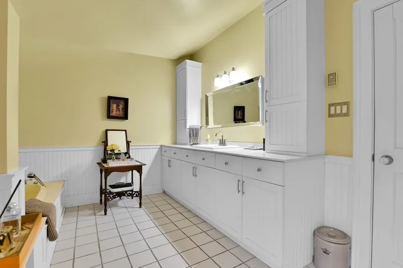 45 Gore St W, Perth, ON K7H 2L9, Canada, Perth, Ontario, Canada. - Photo 25