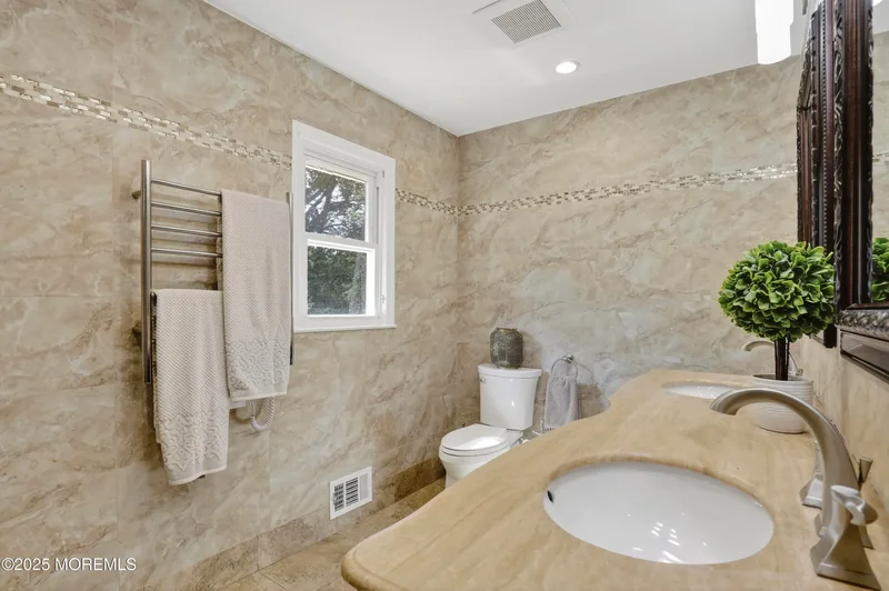 8 Kensington Drive, Manalapan, NJ 07726, Manalapan Township, New Jersey, United States. - Photo 33