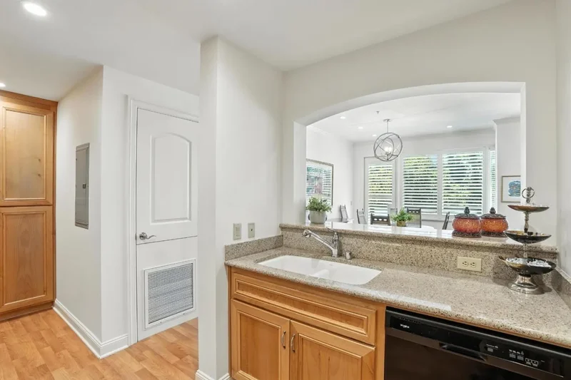 10 Crystal Springs Road, San Mateo, California, United States. - Photo 21