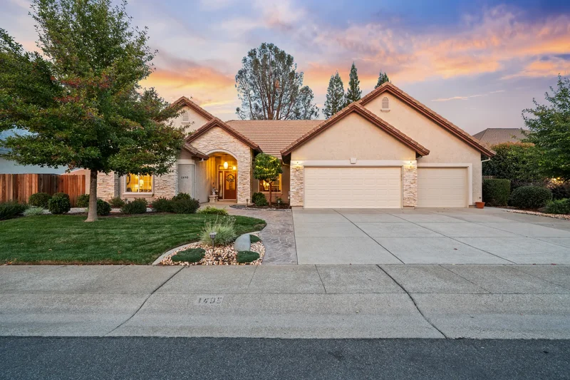1495 Spanish Bay Drive, Redding, Ca, 96003
