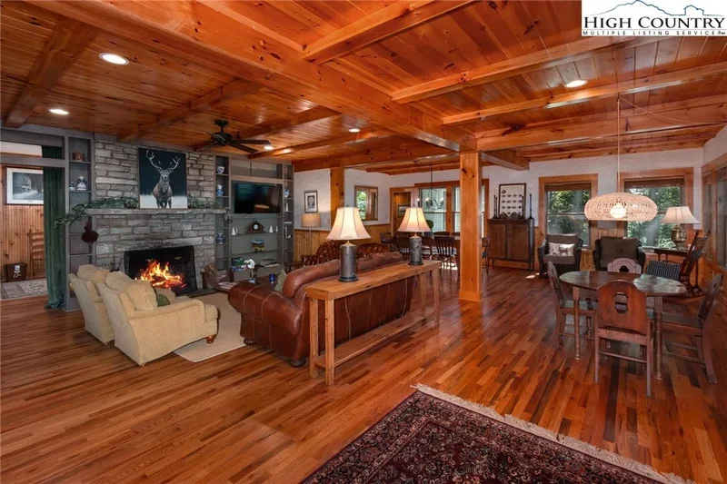 270 Buxton Street, Blowing Rock, North Carolina, United States. - Photo 12