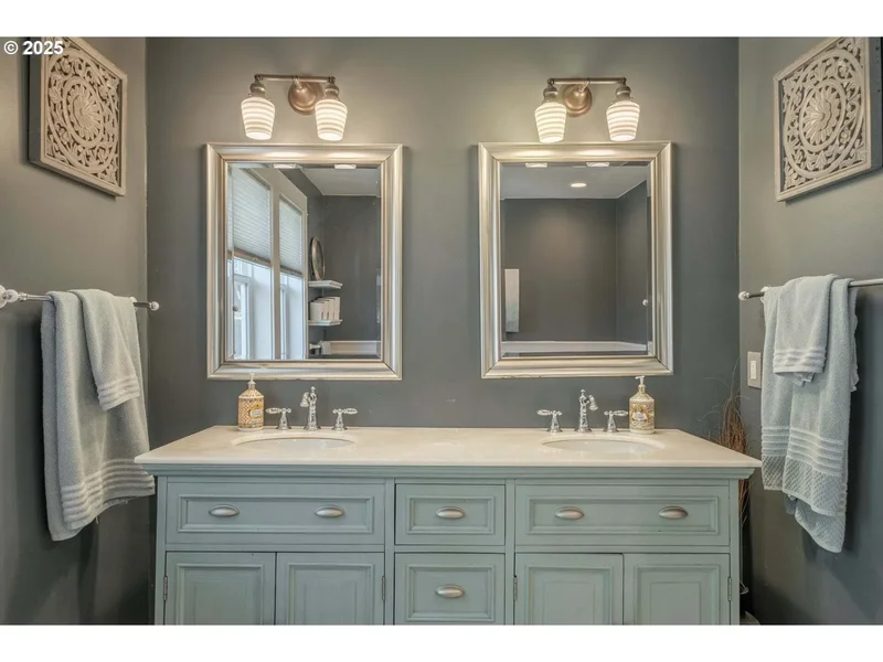 13060 SW Elk Rock Rd, LakeOswego, OR 97034, Lake Oswego, Oregon, United States. - Photo 13