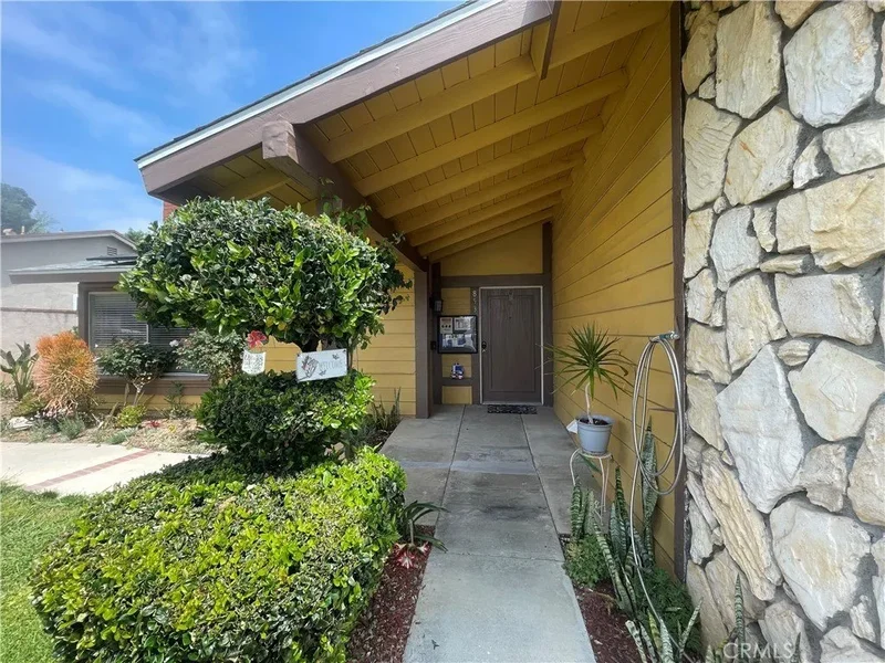 853 W Crestview Street, Corona, CA 92882, Corona, California, United States. - Photo 21