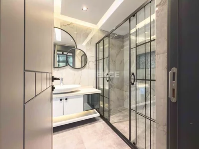 Thumbnail 24