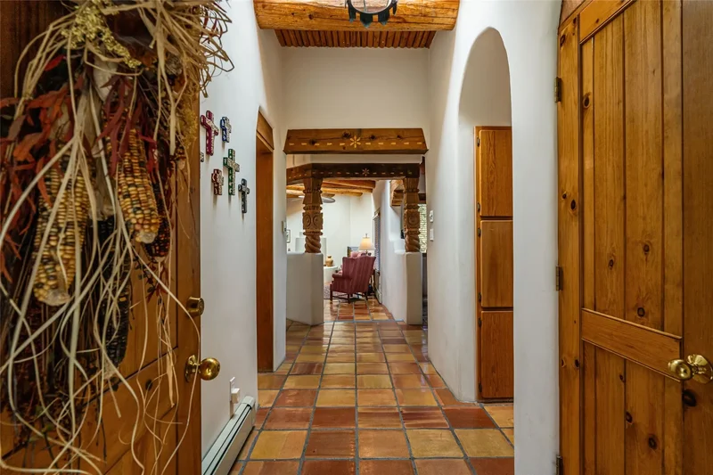 1388 Camino Corto, Santa Fe, NM 87501, Santa Fe, New Mexico, United States. - Photo 9