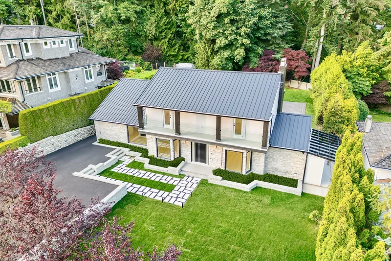 Spectacular Rebuilt Dundarave Residence