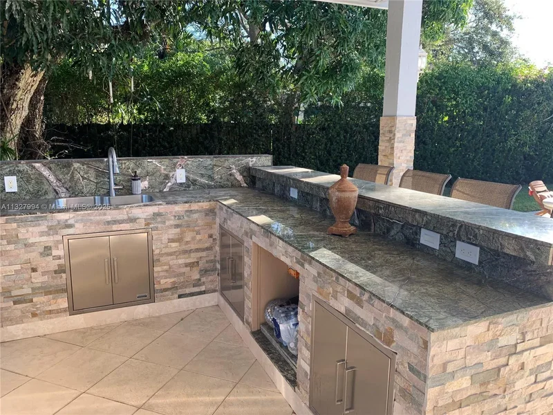 7625 SW 75th Ave, Miami, Florida, United States. - Photo 17