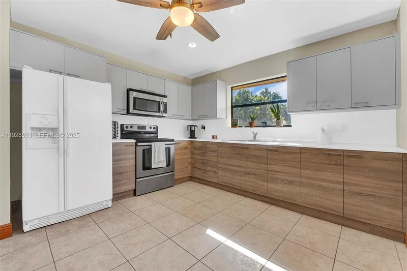 50 SW 130th Ave, Miami, Florida, United States. - Photo 47
