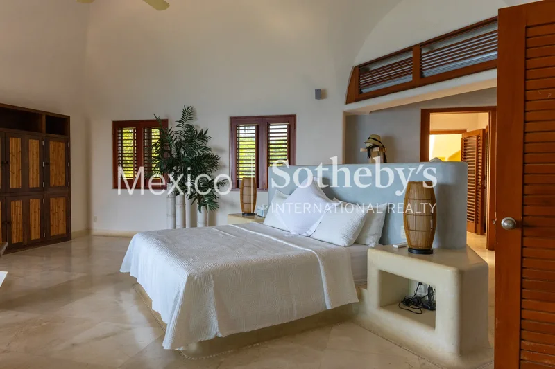 Punta Ixtapa, Blvd Playa Linda Lote 11-A, Punta Ixtapa, GRO 40880, Ixtapa Zihuatanejo, Guerrero, Mexico. - Photo 2