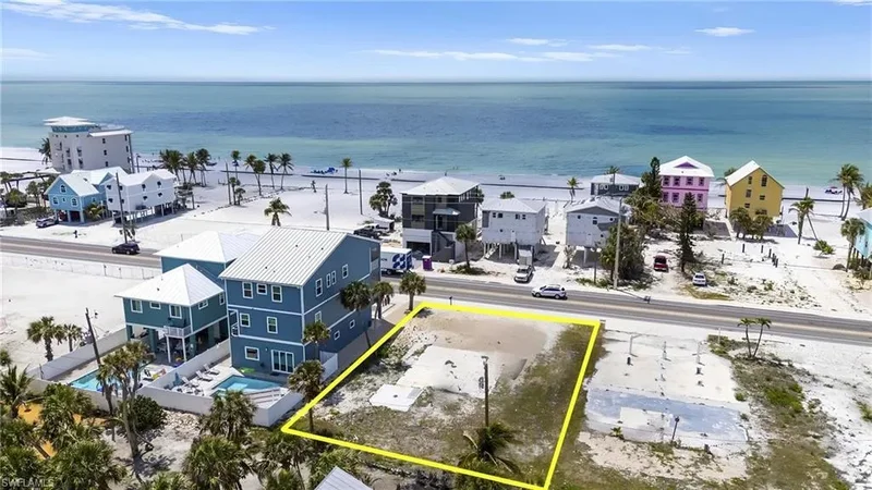 5315, Fort Myers Beach, Florida, United States. - Photo 14