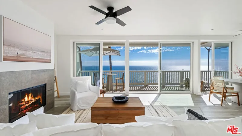 11836 Ebb Tide Lane, Malibu, California, United States. - Photo 24