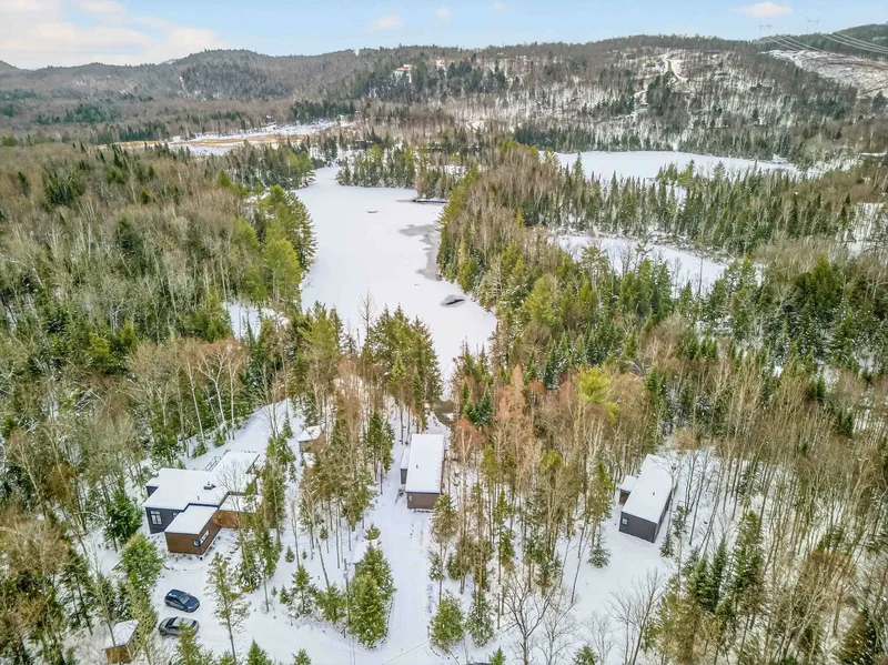 11 Ch. des IdÈalistes, Laurentides, La Conception, Quebec, Canada. - Photo 39