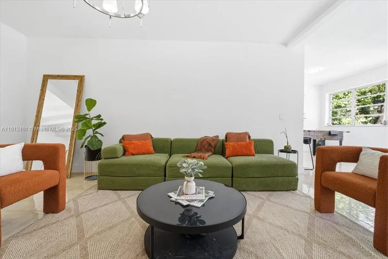 10845 Peachtree Dr, Miami, Florida, United States. - Photo 4