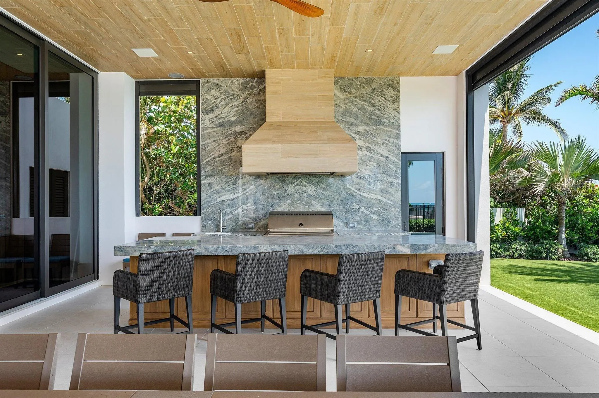 1260 S Ocean Boulevard, Manalapan, Florida, United States. - Photo 54