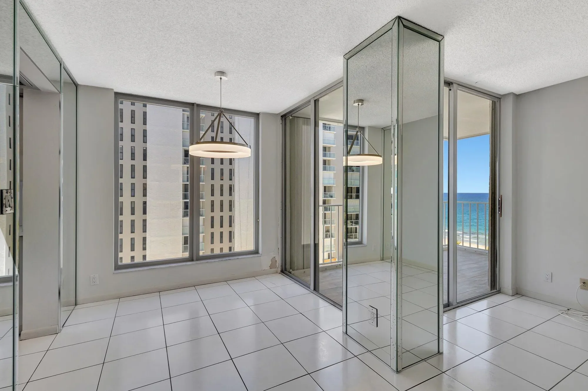 1010 S Ocean Boulevard, Hillsboro Beach, Florida, United States. - Photo 5