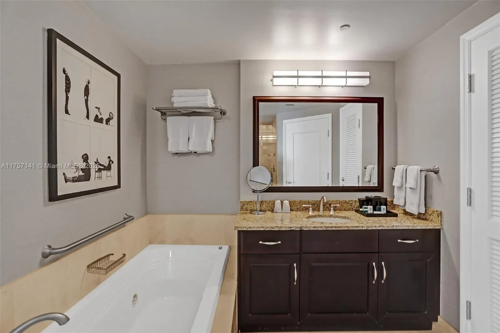 4401 Collins Ave 702/704, Miami Beach, Florida, United States. - Photo 20