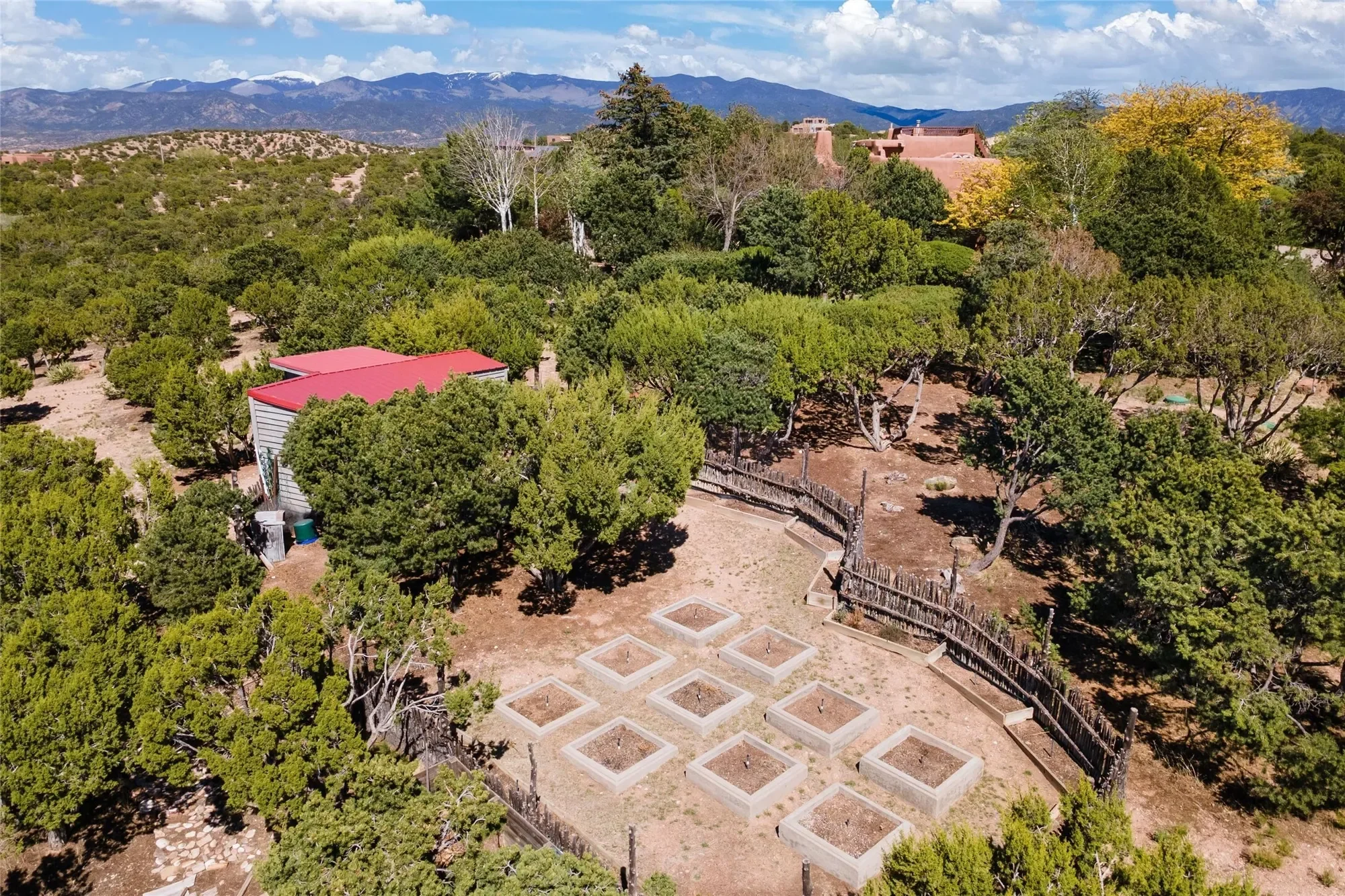 17 Tano West, Santa Fe, NM 87506, Santa Fe, New Mexico, United States. - Photo 43