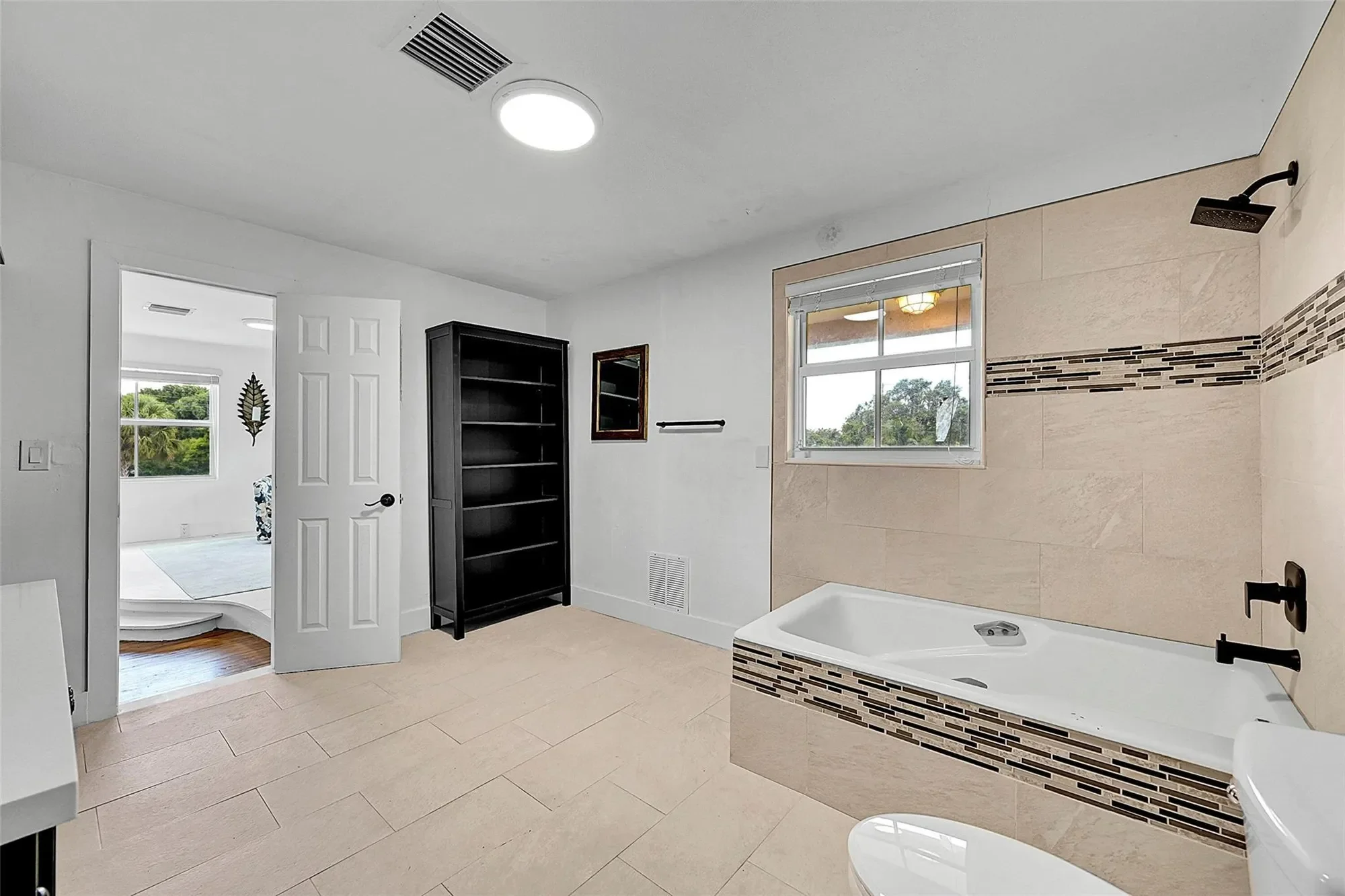 1201 N Old Hiatus Rd, Plantation, Florida, United States. - Photo 23