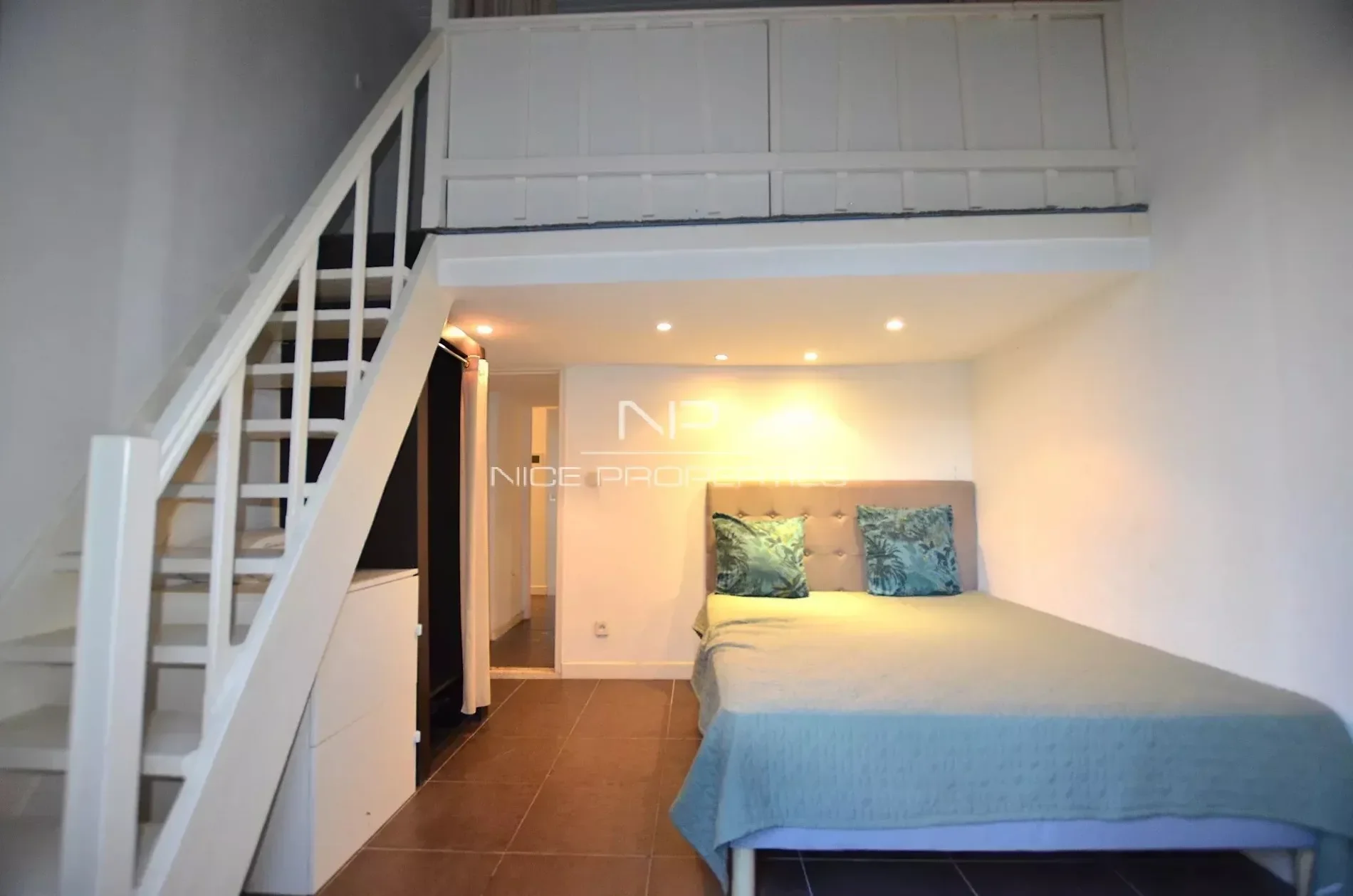 Gallery photo 3