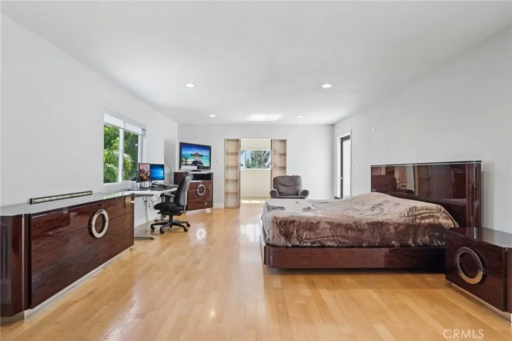 12426 Henzie Place, Granada Hills, CA, 91344, USA, Los Angeles, California, United States. - Photo 23
