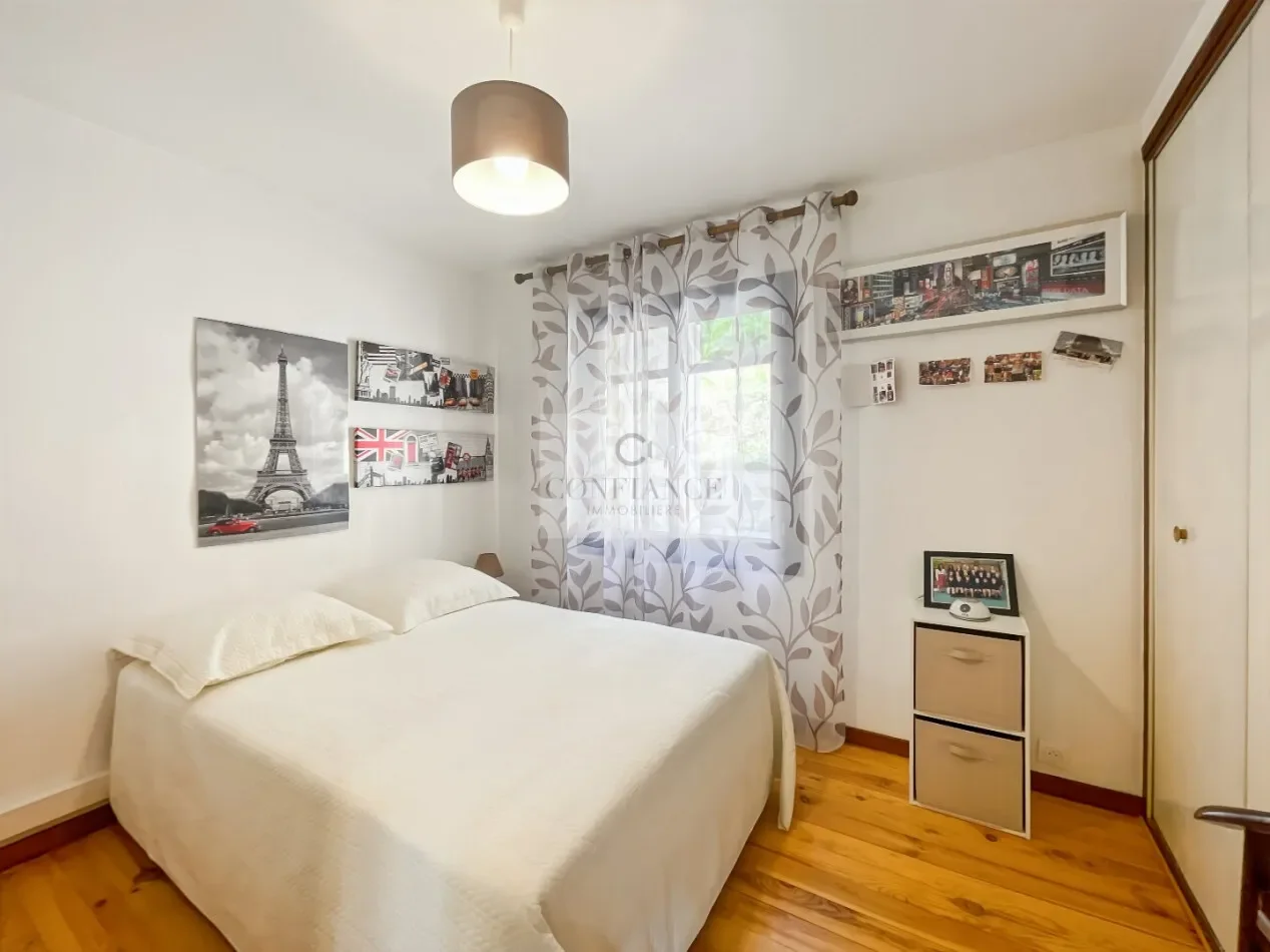 Gallery photo 9