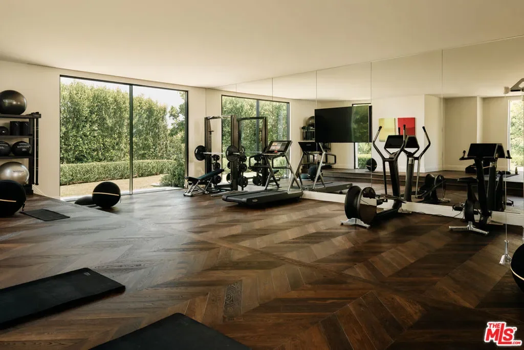73 Beverly Park Lane, Beverly Hills, California, United States. - Photo 13