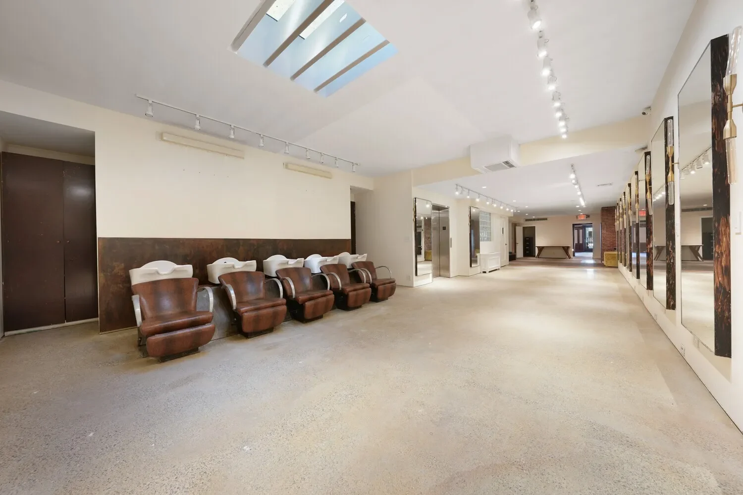336 W 23RD ST, New York, New York, United States. - Photo 20