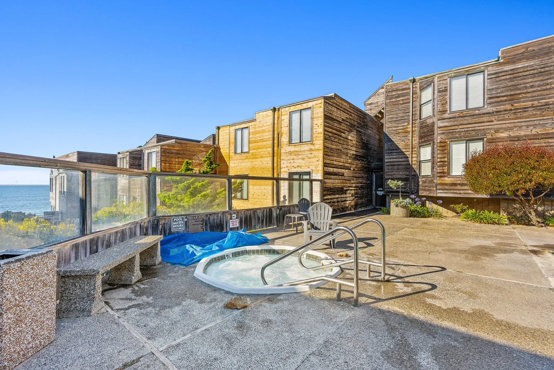 1 Surf Way 122, Monterey, CA 93940, Monterey, California, United States. - Photo 25