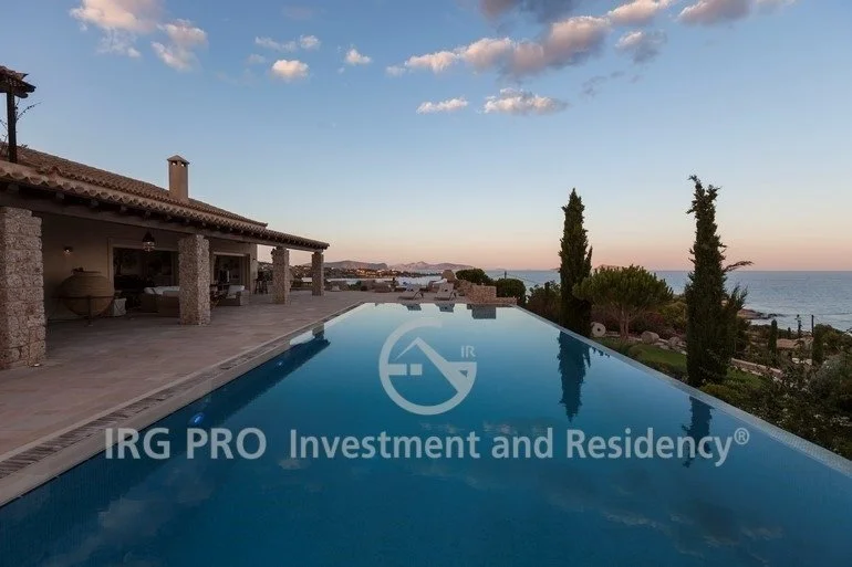 Koinotita Portoxeliou, Kranidi, Greece. - Photo 1