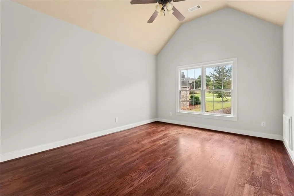 Gallery photo 6