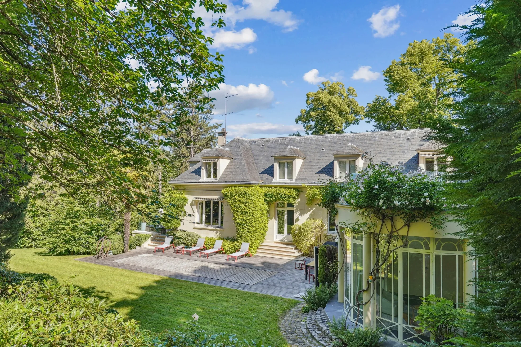 RUEIL MALMAISON, J 92500, Rueil-Malmaison, Île-de-France, France. - Photo 6