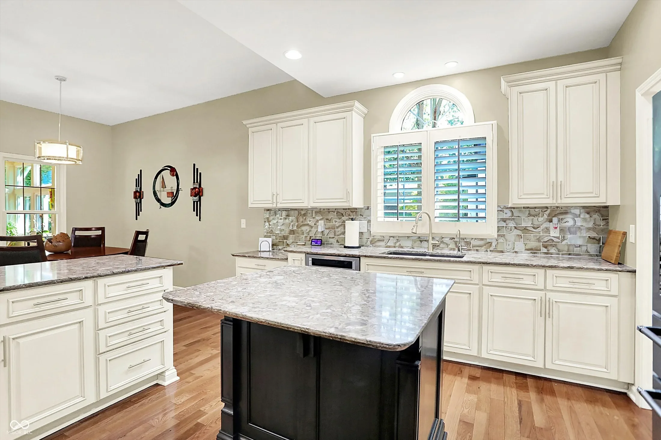 801 Silverleaf Drive, Greenwood, IN 46143, Greenwood, Indiana, United States. - Photo 14